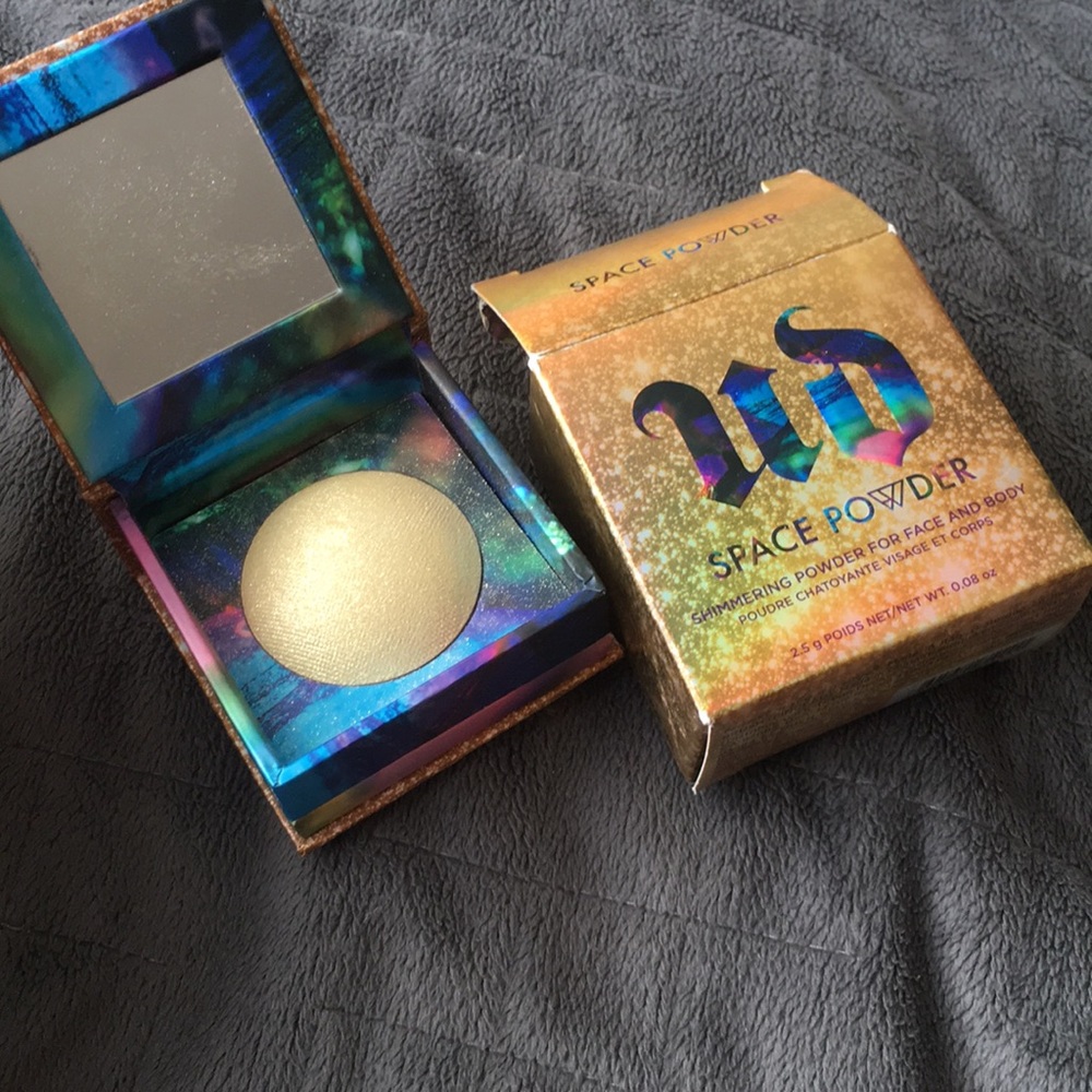 Urban decay space powder